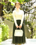  栞里
