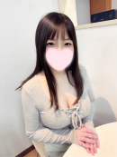 お会いした途端すぐ引き込まれてしまう ブラックホール級谷間、、、