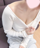 性欲が満たされていない印象ですので、イチャイチャ濃厚プレイで発散してください。