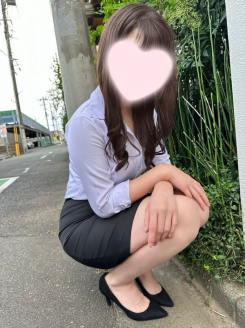 こんな人妻が本当に実在するんですね～と思わずにはいられません。