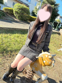 アダルトコンテンツで研究に研究を重ねたすみかさんのテクニックを是非、ご堪能ください♪