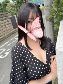驚異のIカップに潮吹き美女 28歳るりさん入会決定です♪
